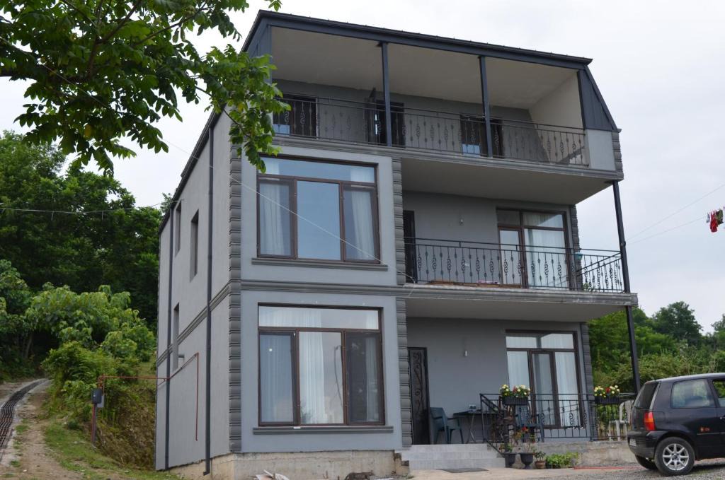 Khelvachauri House | Дом с видом на море и город
