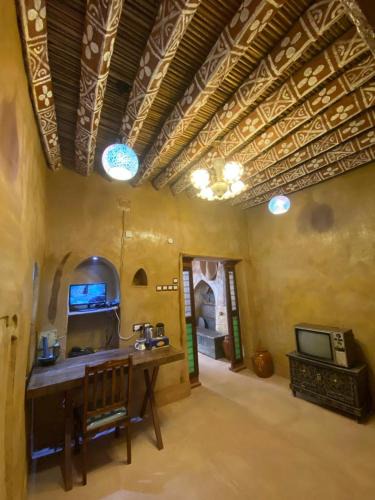 Al Hamra Bed & Breakfast | بيت النحوي التراثي Bait Al Nahwai