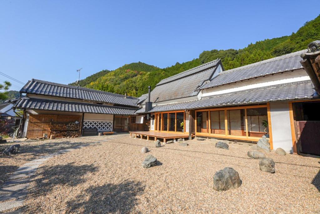 Asuka Villa | 奥明日香古民家一棟貸し宿 弥栄 Yasaka