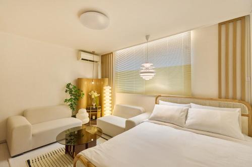 Seokchon-dong Apartment | 서울 명동 롯데월드 kspo dome 강남