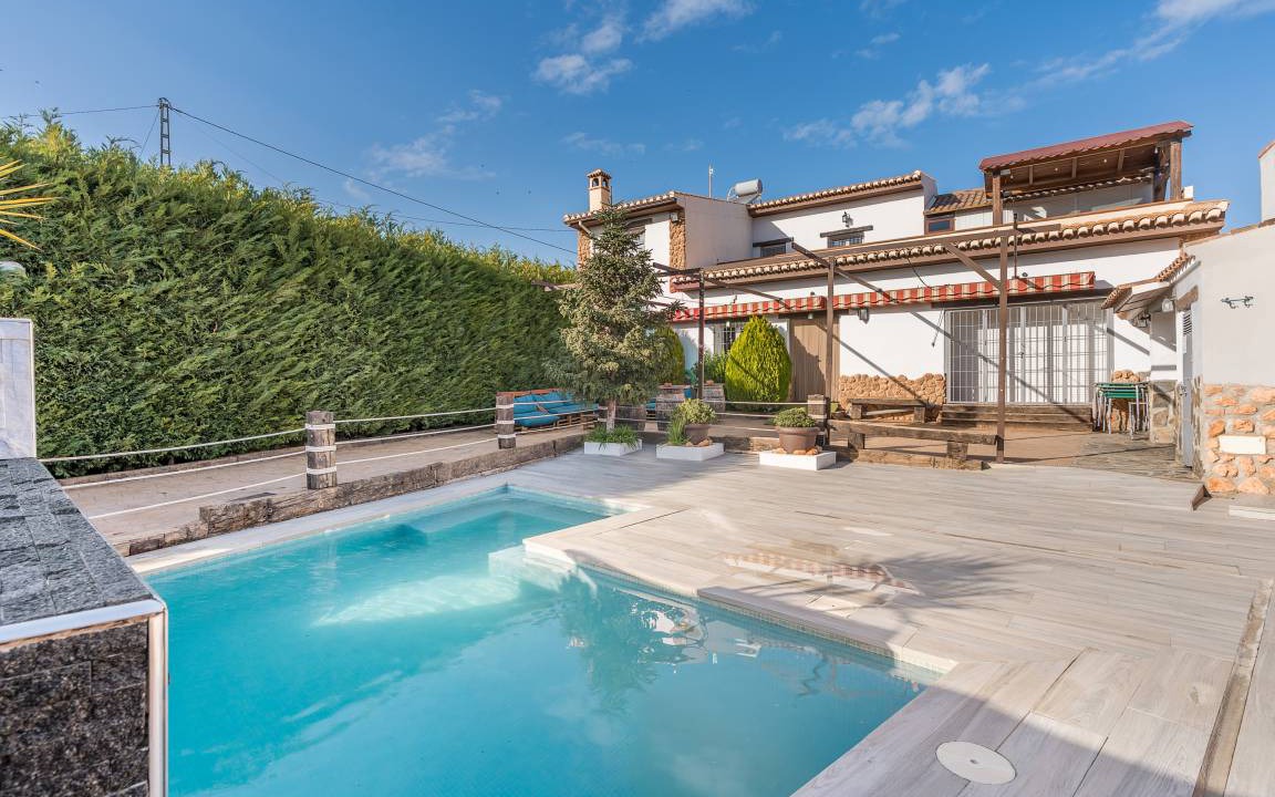 Las Molineras House | 300 m² House ∙ 3 bedrooms ∙ 26 guests