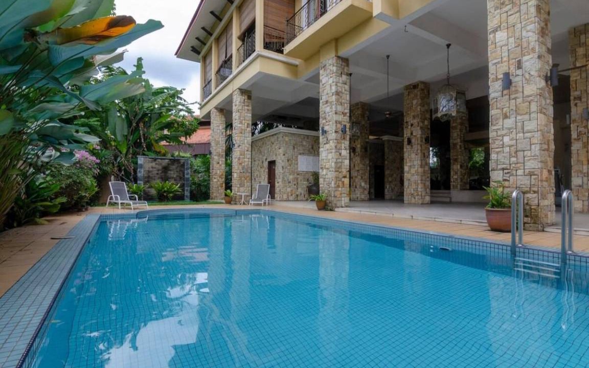 Ampang House | 324 m² House ∙ 4 bedrooms ∙ 10 guests