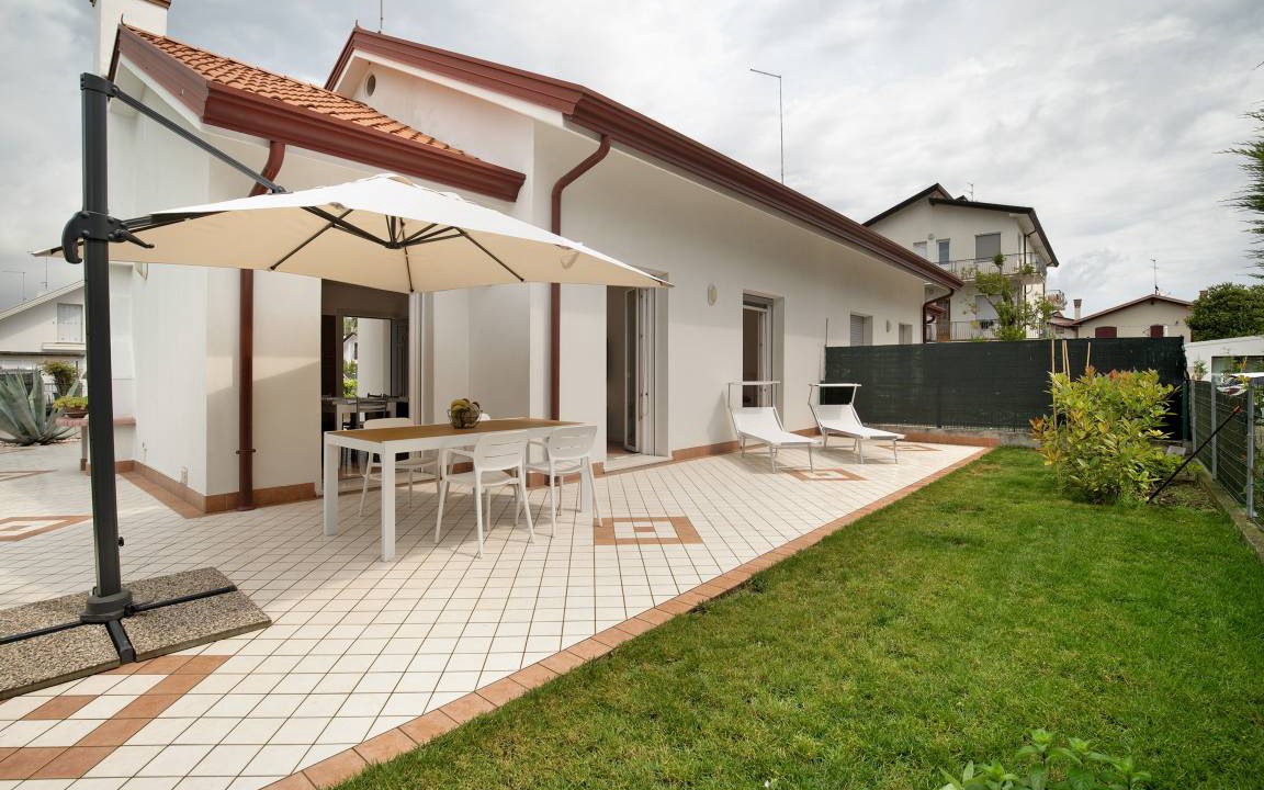 Lido di Jesolo Villa | 60 m² Villa ∙ 2 bedrooms ∙ 4 guests