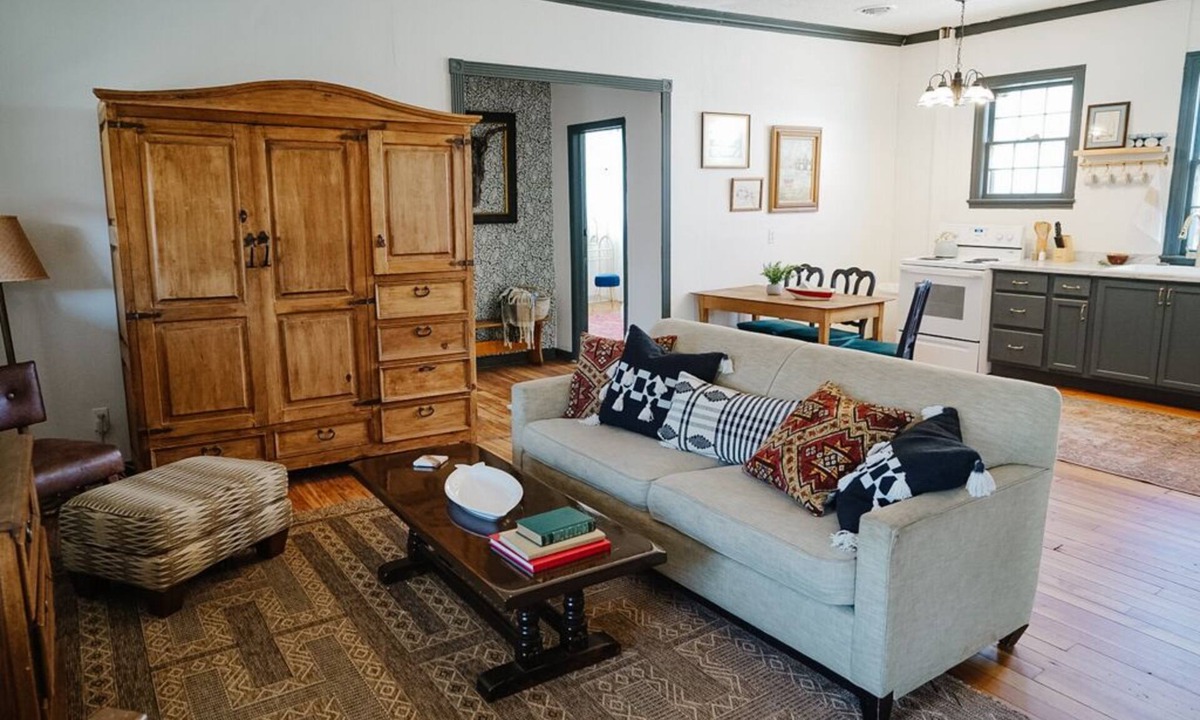 Clarksville Apartment | Boutique Guest Stay in Downtown Clarksville