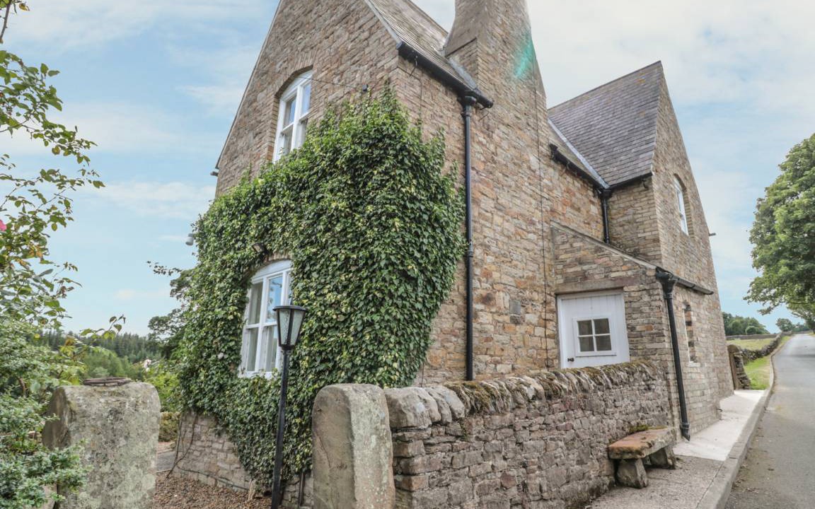 Blanchland Cottage | Cabin ∙ 3 bedrooms ∙ 5 guests
