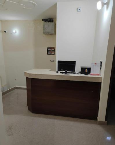 Meerut Bed & Breakfast | Choudhary Hotal & Resort