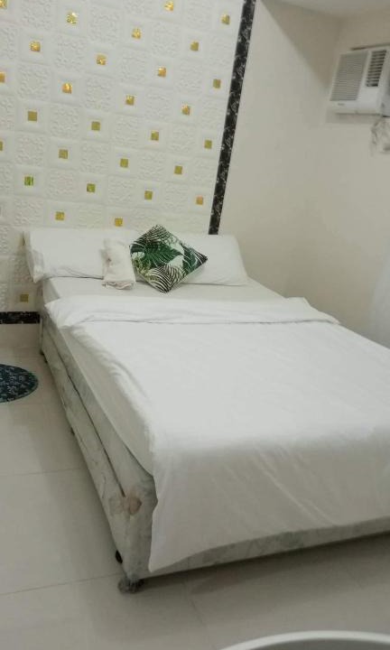 Ermita Apartment | Condo Unit Grand Riviera Suites near US Embassy