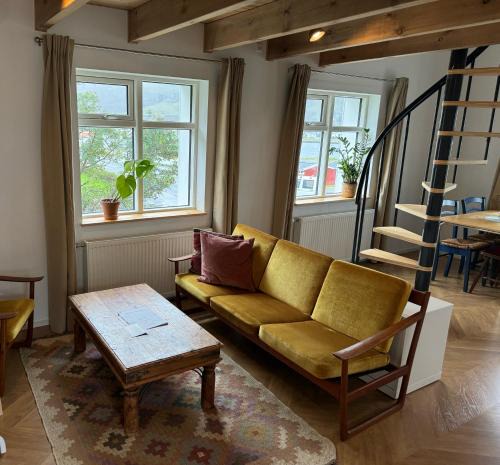 Seydisfjordur Apartment | Curry House Apartment
