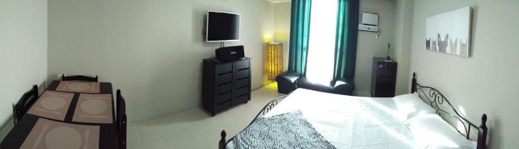 San Dionisio Apartment | GatsAir Avida