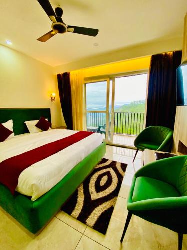Banikhet Hotel | Hotel Pines & Peaks Dalhousie