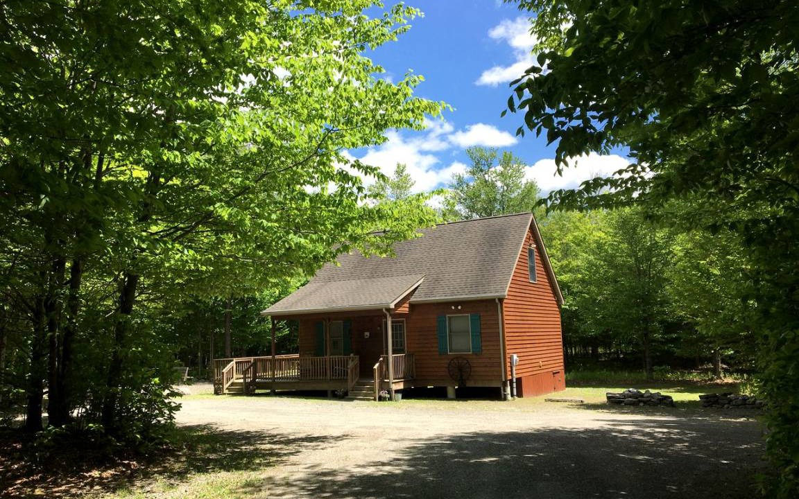 Morris Run House | House ∙ 2 bedrooms ∙ 8 guests