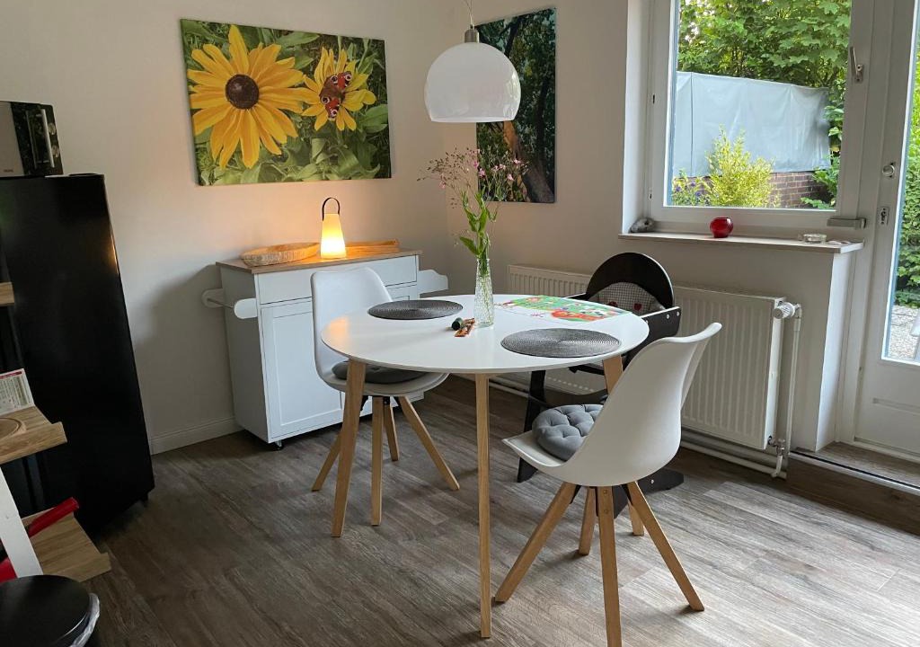 Ramelsloh Apartment | HUUS UTSPANN FeWo mit Terrasse - 23 km vor Hamburg -