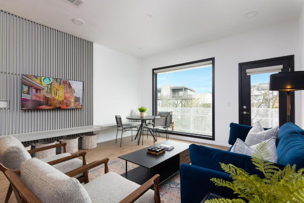 Edgehill Apartment | Illume Penthouse
