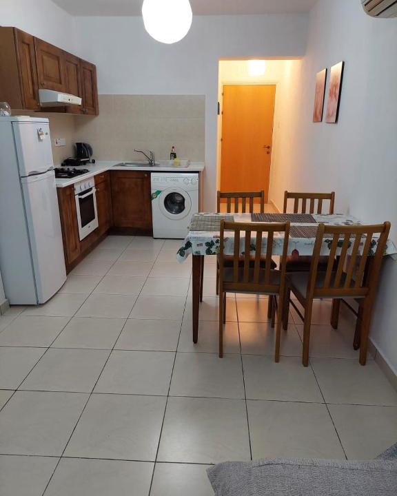 Larnaca City Centre Apartment | Larnaca City Center 02