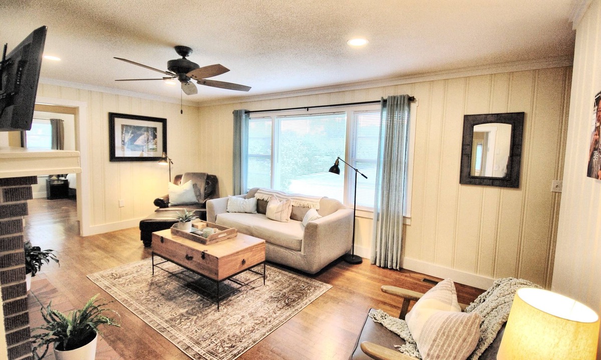 Hayesville House | Lazy Hiker, Take Two