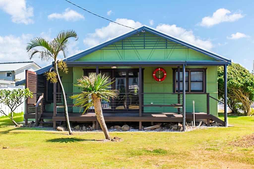 North Creek Apartment | Little Green Beach House