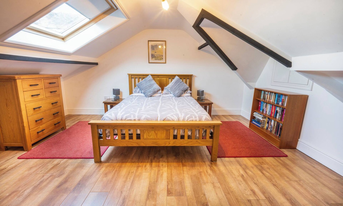 Llandudno Apartment | Luxury 4 Star Holiday Apartment, Free Wi-Fi, 1 bedroom, 1 sofa-bed.