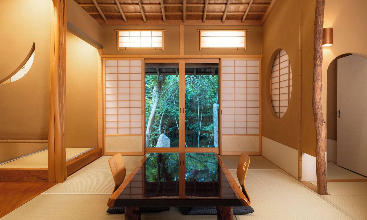 Azumino Villa | Maximum 16 people can be accommodated in a private villa with a half-open-air hot spring.