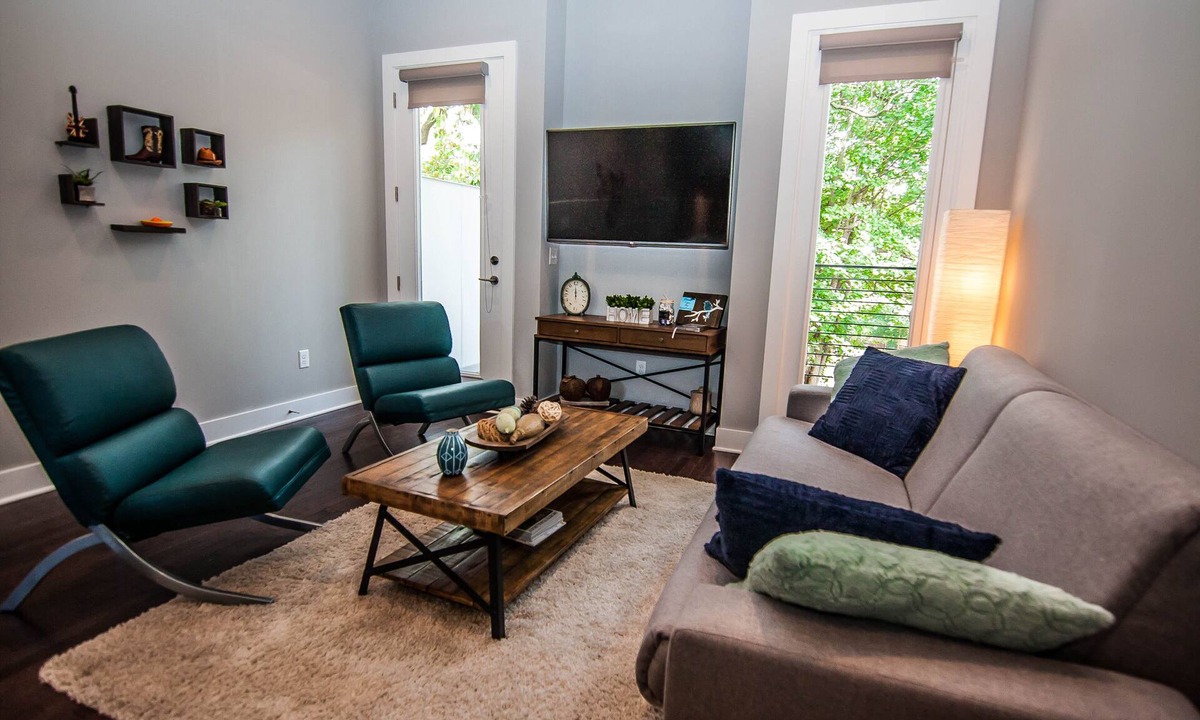 South Nashville House | Modern NEW Luxury Townhouse - 1 mile to Downtown & Broadway