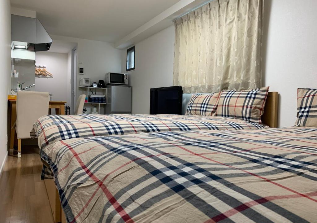 Hyakunincho Apartment | New Open Rosenheim旅館 ツインルームB 無料WIFI