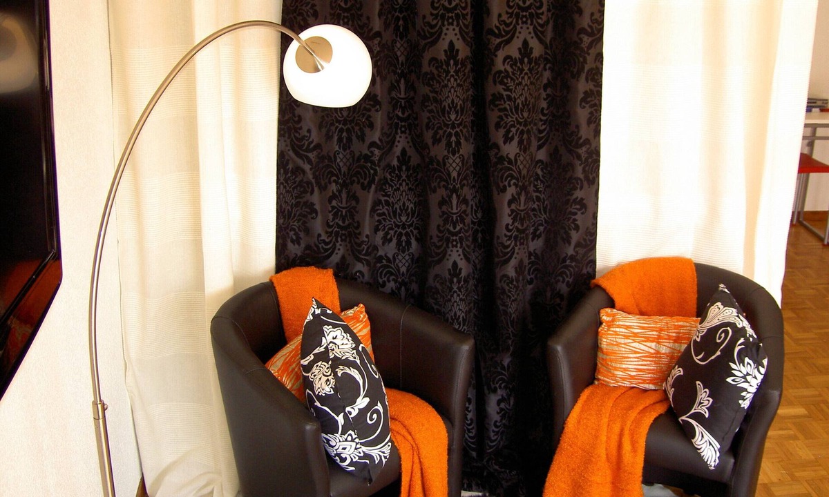 Montreux Apartment | nr. 71Modern and spacious studio with balcony and lake view