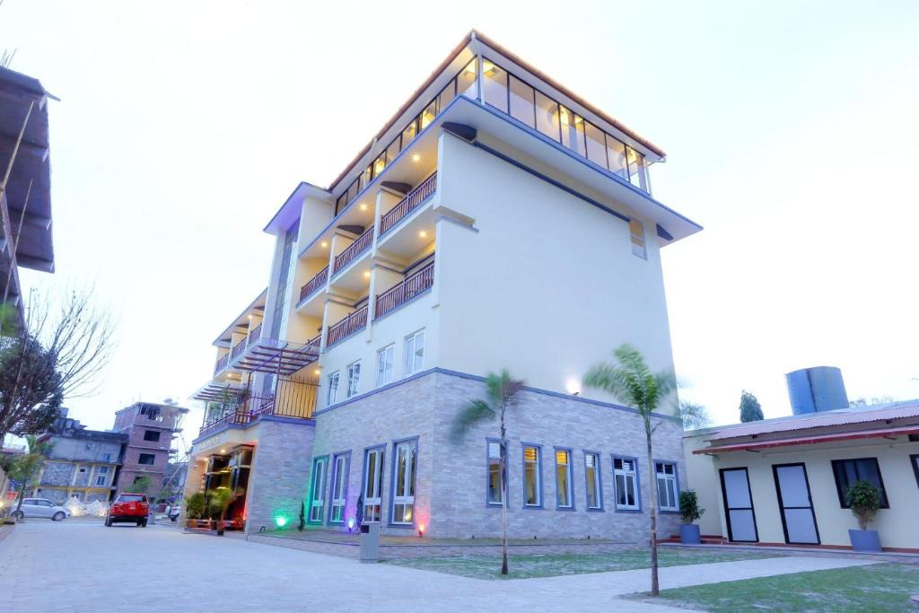 Pokhara Hostel | Om Gaura Hotel