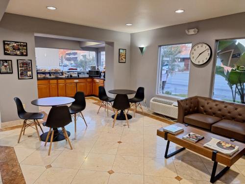 Ontario Airport Inn | Burbank