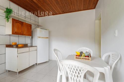 Barra da Lagoa Apartment | Pousada Morada do Sol Canal Access in Barra #8