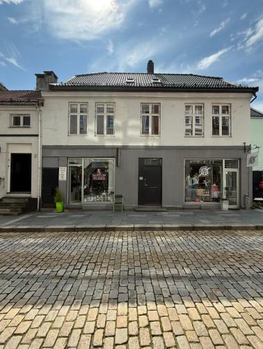 Engen Apartment | Romslig leilighet midt i Bergen sentrum - komfort med kvalitetsenger og dyner