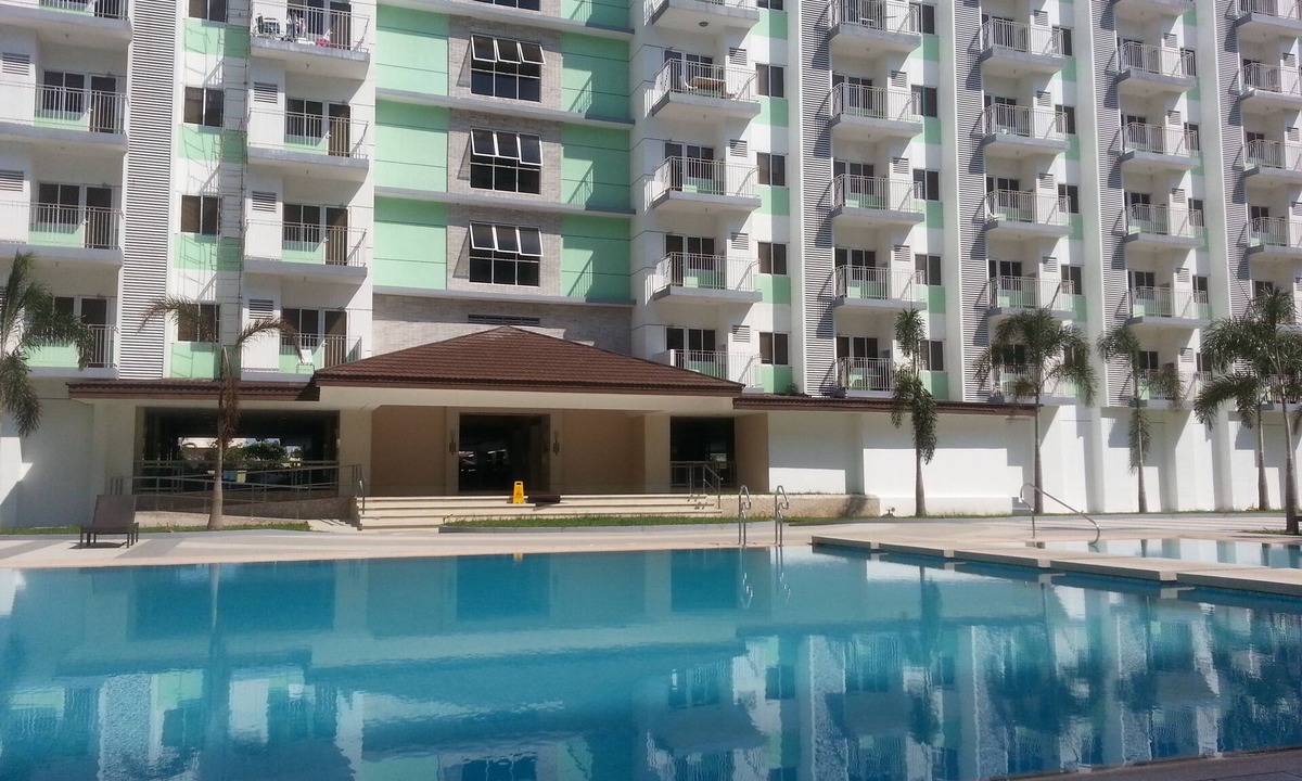 Grass Residences | San Dionisio