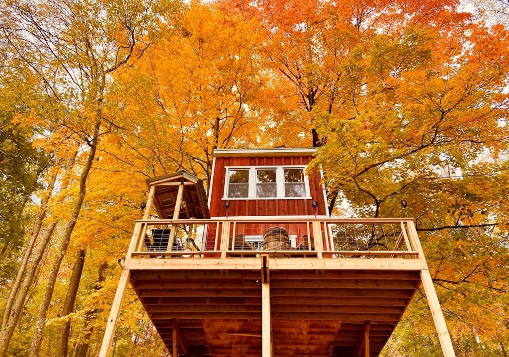 Tunkhannock Ski Chalet | So Secluded and Magical with Easy Access and Pet Friendly