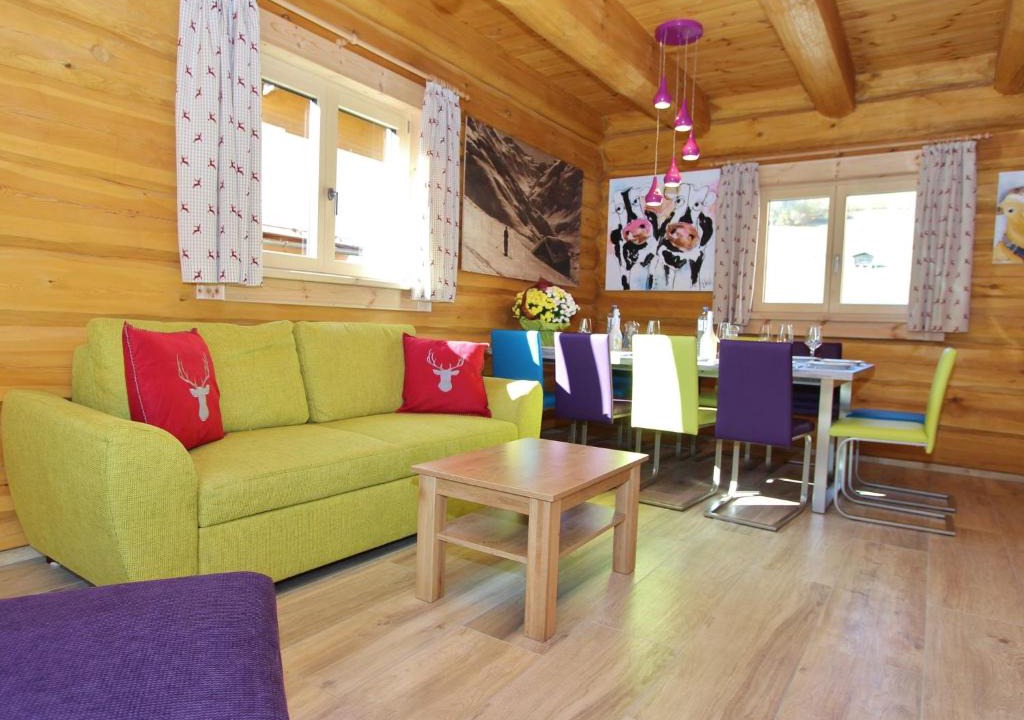 Kaprun Ski Chalet | Spacious Chalet in Kaprun with Jacuzzi