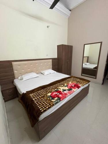 Allahabad House | Spacious home with serene vibes
