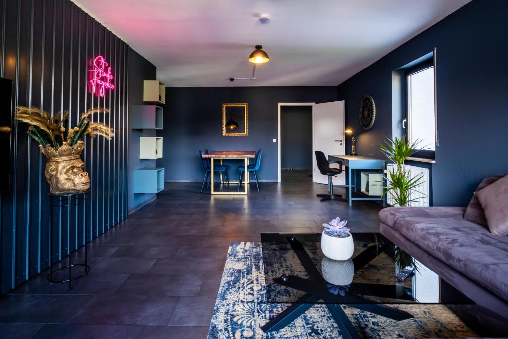 Alt-Durlach Apartment | Studio Fayence - EMMA, Netflix, WiFi, Workspace