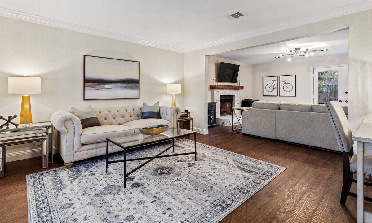 Grapevine House | TCH - 5BR/2.5BA Home in Grapevine - D