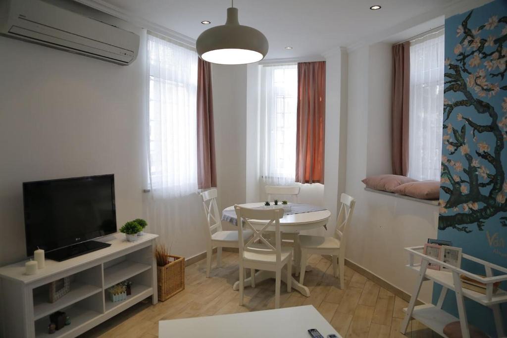 Taksim Apartment | Unique and Central İstanbul Experience Taksim