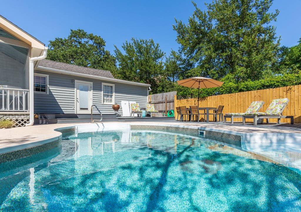 Old West Broad Neighborhood House | 127 m² House ∙ 3 bedrooms ∙ 8 guests