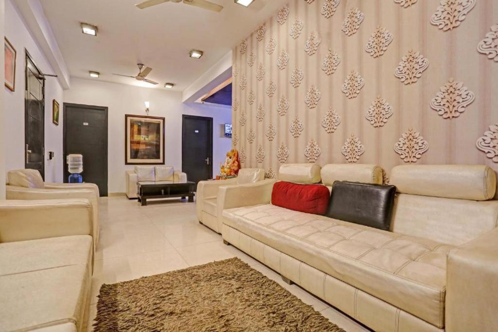 Sector 40 Apartment | Vive aprtment