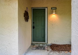 303 Sailmaker Townhouse