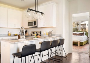 Hart Suite Buyout 4 by AvantStay | Two Town House Buyout in Nashville!