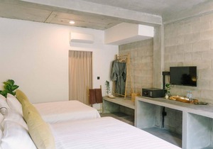 Larimar Hotel & Resort