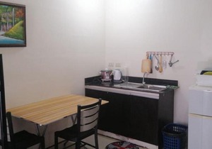 Lyner Travelodge @ Kassel Residences Moonwalk Paranaque