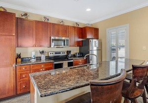 Private Pool Home: 4BR/2.5BA Sanctuary Village Villa 7222