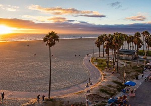 Ramada 3x2D in Torrance