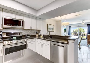 Sailmaker Getaway Oceanfront Condo on Amelia Island