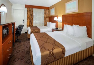 Travelodge by Wyndham Burbank-Glendale