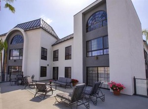 Coast Anabelle Hotel | Burbank