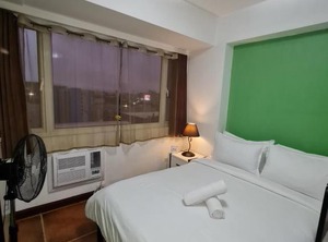 Solemare Parksuites | Paranaque