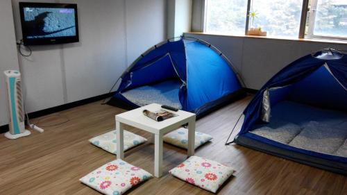 Kaohsiung City Centre Hostel | 棚棚屋室內帳篷民宿Inn