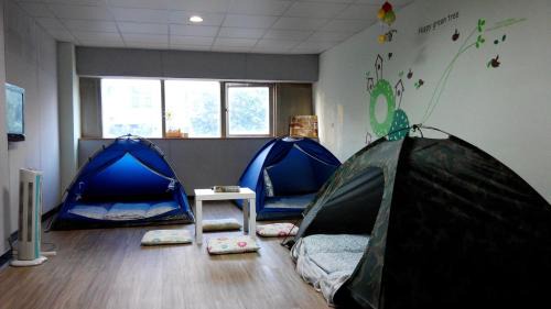 Kaohsiung City Centre Hostel | 棚棚屋室內帳篷民宿Inn
